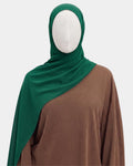 Hijab mousseline vert forêt à aimants intégrés, bonnet tube cousu, fini sans épingle, tissu léger et respirant