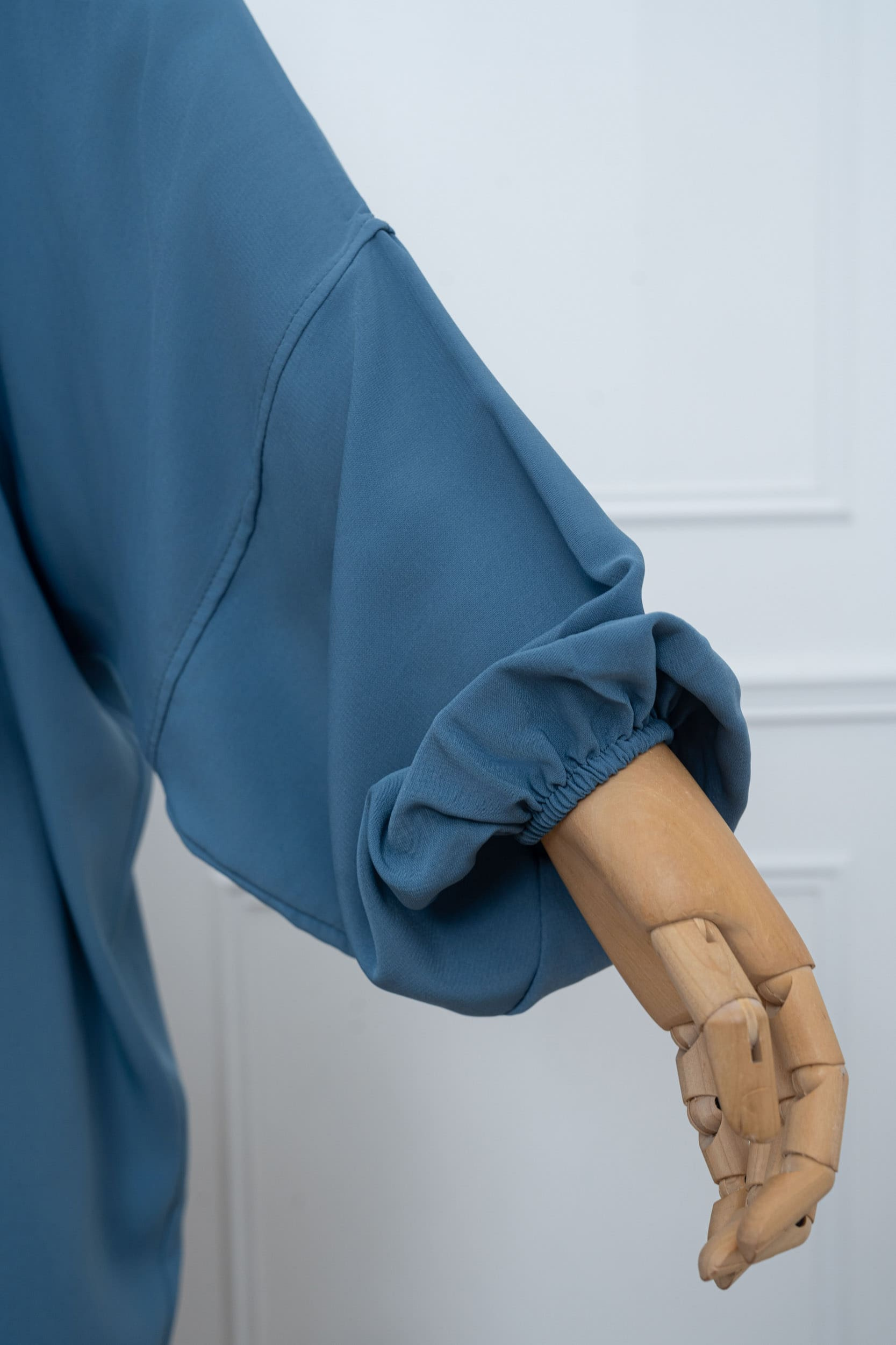 jilbab une pièce bleu marine manche