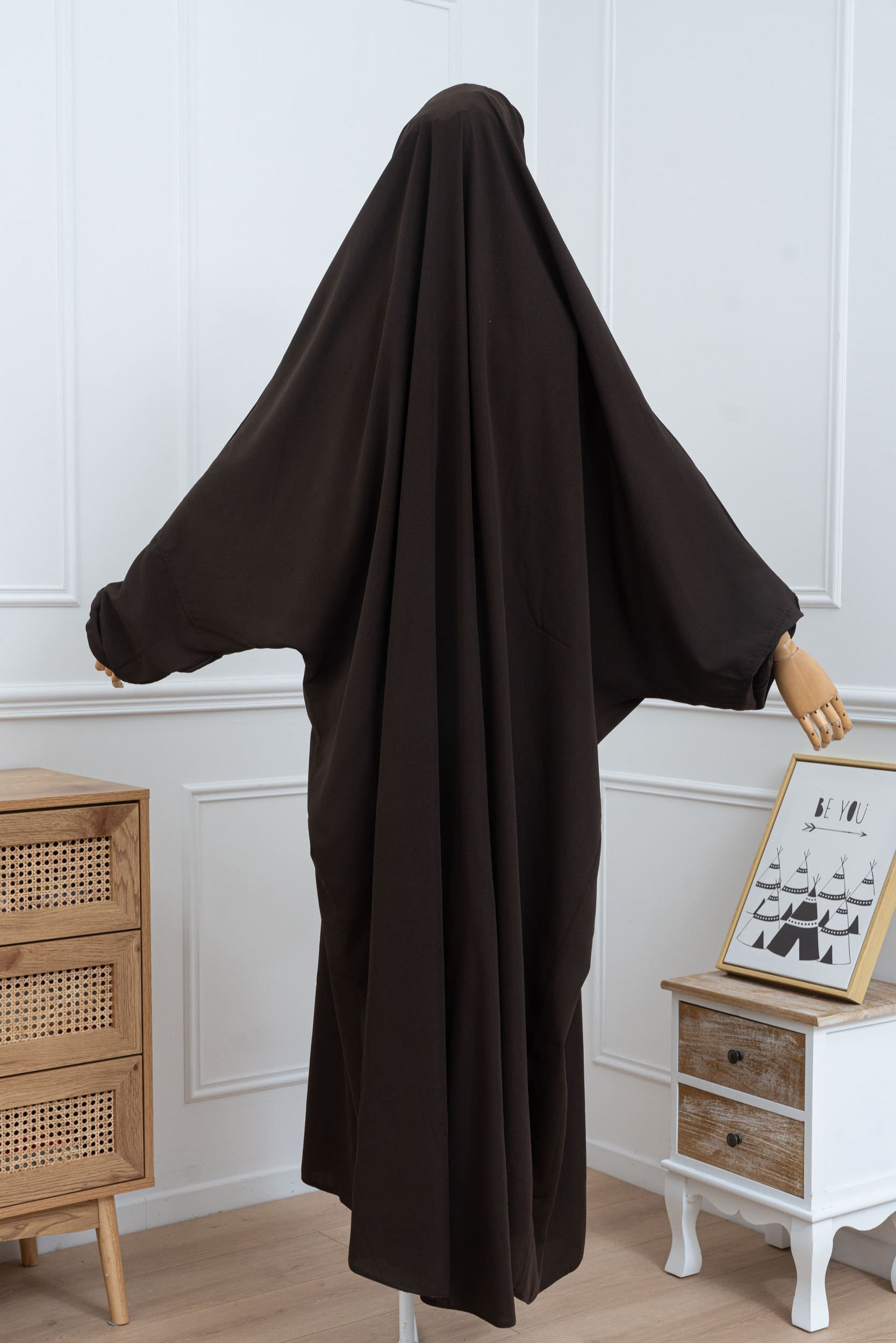 jilbab une pièce marron dos