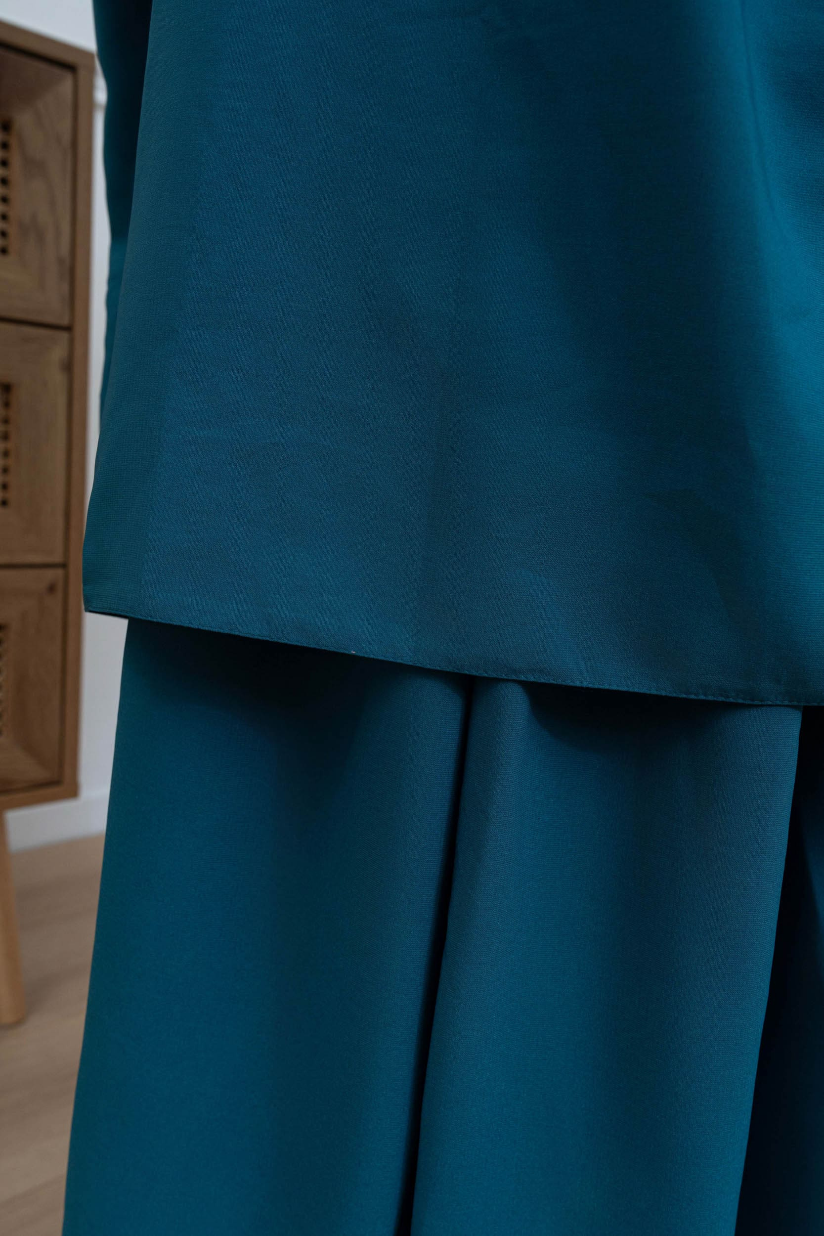 jilbab deux pièce bleu canard jupe