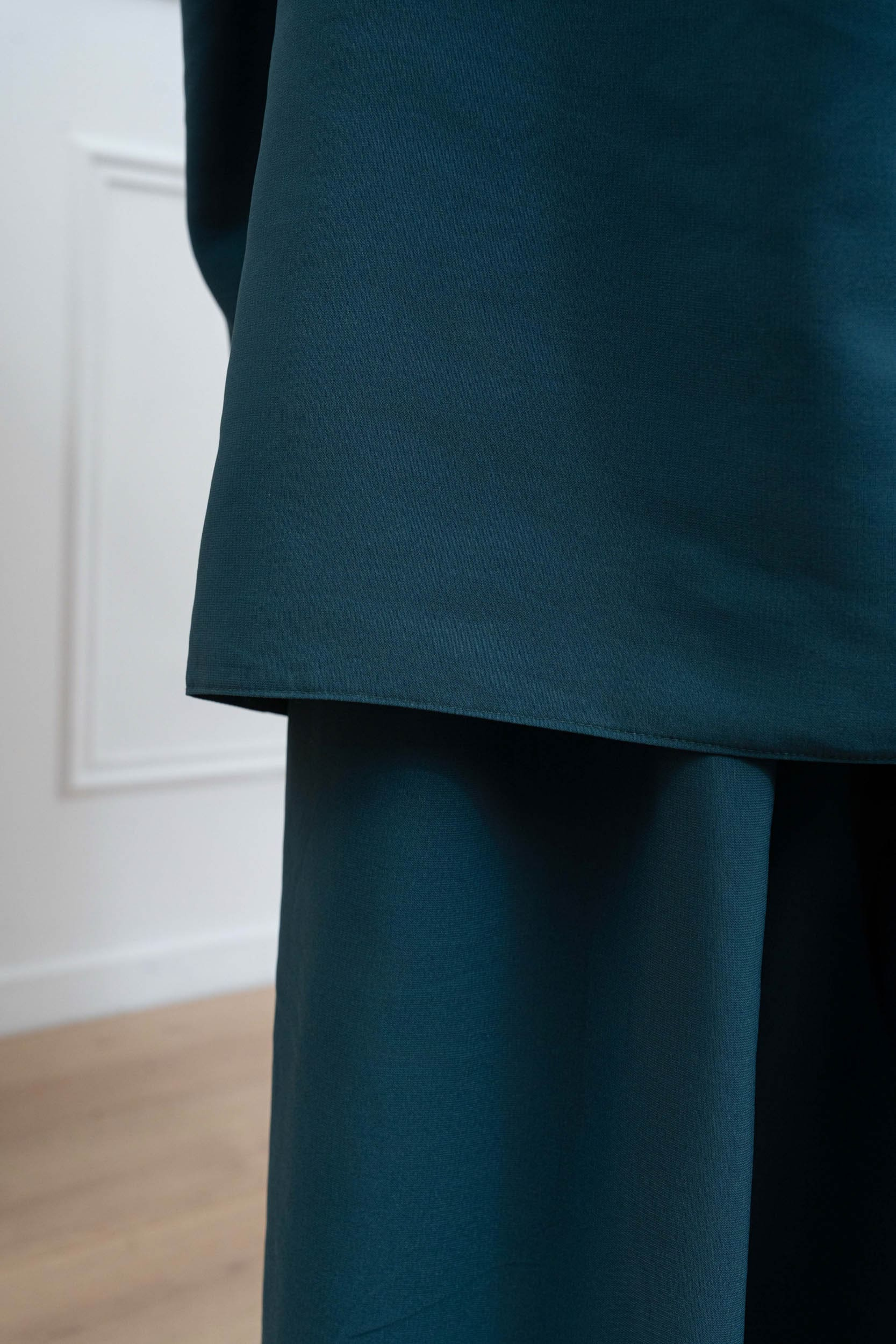 jilbab deux pièce bleu pétrole jupe